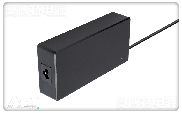 19V7A電源適配器