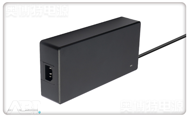 19V7A電源適配器