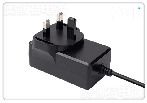 英規(guī)9V1.5A電源適配器